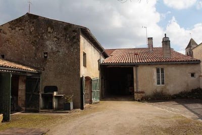/international/fr/guitinieres-charente-310105946752/