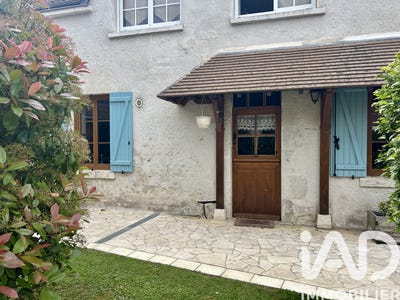 /international/fr/cravant-centre-val-de-loire-310108053062/