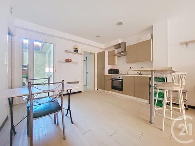 /international/fr/ceret-languedoc-roussillon-310107185688/