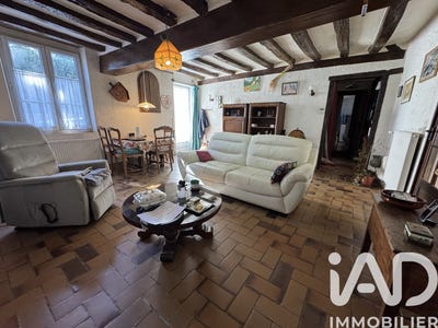/international/fr/la-chapelle-vicomtesse-centre-val-de-loire-310108668977/