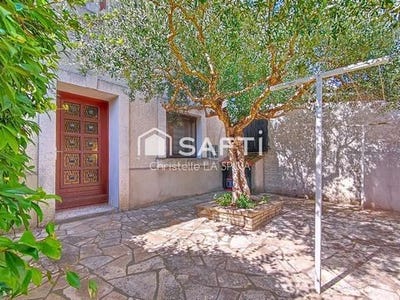 /international/fr/arles-provence-alpes-cote-d-azur-310101381513/?lang=zh-tw
