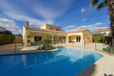 /international/fr/perols-languedoc-roussillon-310109970179/