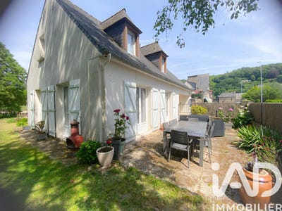 /international/fr/jugon-les-lacs-brittany-310102634615/