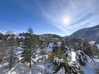 /international/fr/auron-saint-etienne-de-tinee-provence-alpes-cote-d-azur-310105749082/