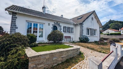 /international/fr/cerizay-charente-310100735030/