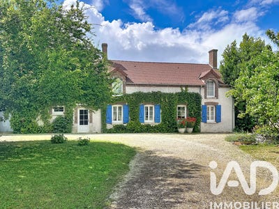 /international/fr/villevoques-centre-val-de-loire-310108784983/