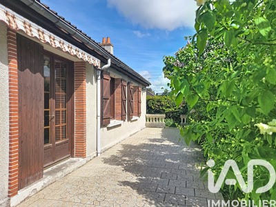 /international/fr/meung-sur-loire-centre-val-de-loire-310107467596/