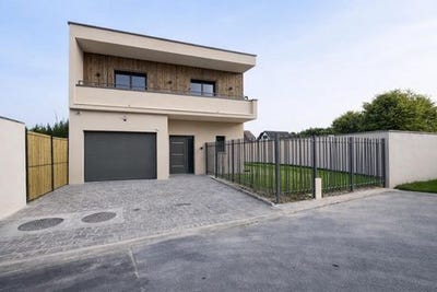 /international/fr/cormontreuil-ardennes-310106997114/