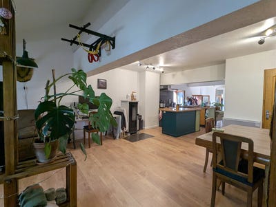 /international/fr/taninges-praz-de-lys-sommand-rhone-310103666830/