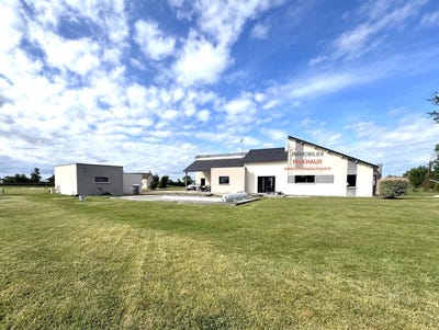 /international/fr/paray-le-monial-burgundy-310108648063/