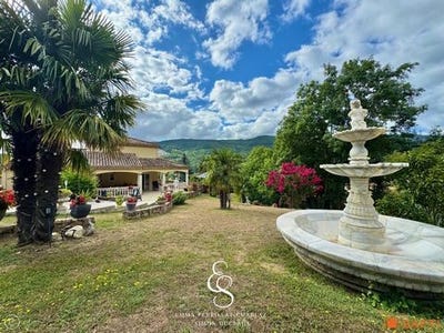 /international/fr/villevocance-rhone-310101382335/?lang=en