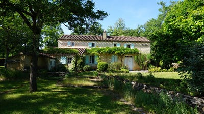 /international/fr/esclauzels-midi-pyrenees-310105253562/