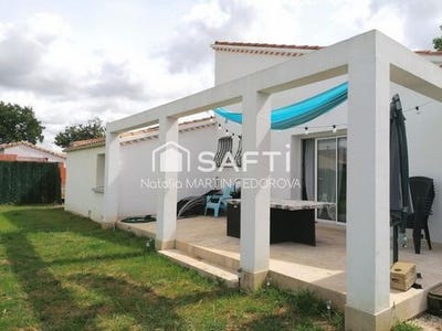 /international/fr/lezignan-la-cebe-languedoc-roussillon-310108216564/