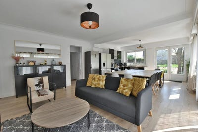/international/fr/cholet-pays-de-la-loire-310099710762/