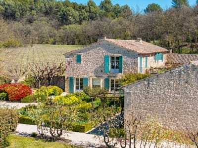 /international/fr/goult-provence-alpes-cote-d-azur-310108243063/