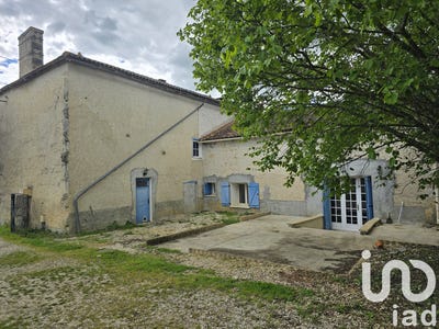 /international/fr/lhommaize-charente-310099114640/