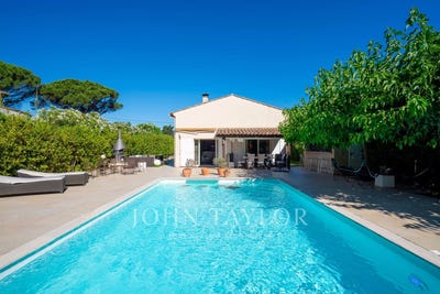 /international/fr/saint-tropez-provence-alpes-cote-d-azur-310109176081/
