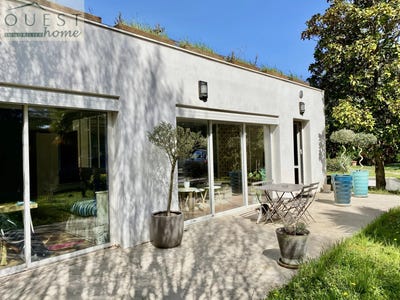 /international/fr/charbonnieres-les-bains-rhone-310098874011/