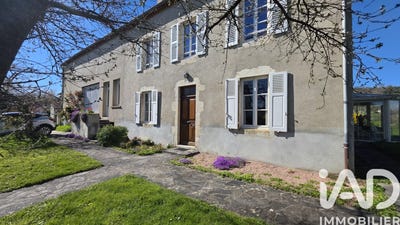 /international/fr/ebreuil-auvergne-310106791884/