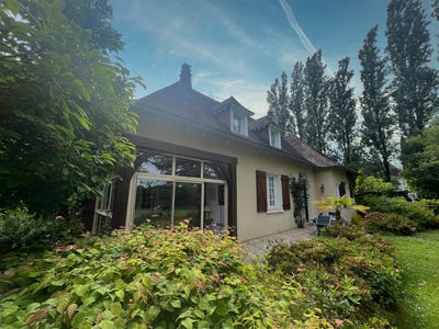 /international/fr/saint-yrieix-la-perche-limousin-310100415851/