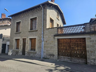 /international/fr/saint-chamond-pays-de-la-loire-310101182072/