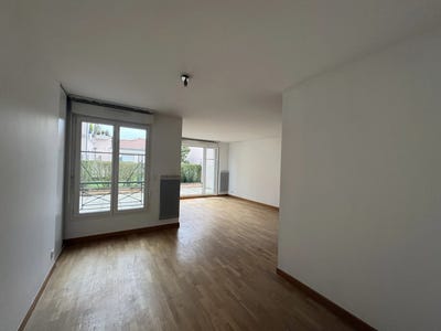 /international/fr/chevreuse-ile-de-france-310105998640/