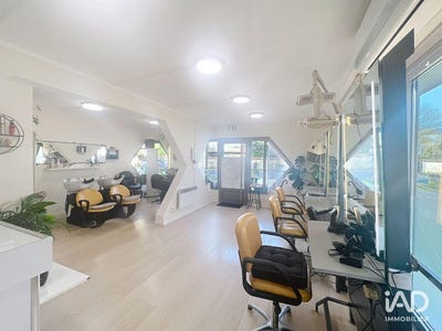 /international/fr/le-mee-sur-seine-ile-de-france-310103636913/