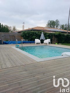 /international/fr/saint-maixant-aquitaine-310095471235/