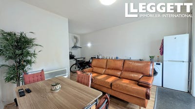 /international/fr/chalus-auvergne-310097723569/