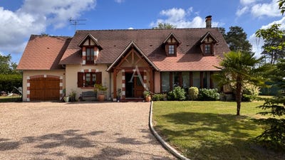 /international/fr/la-ferte-imbault-centre-val-de-loire-310108895383/