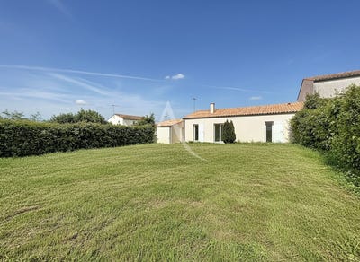 /international/fr/saint-vivien-charente-310108261632/
