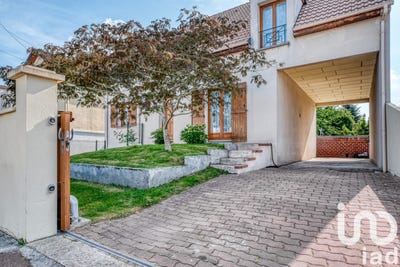 /international/fr/tremblay-en-france-ile-de-france-310100440352/