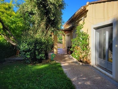 /international/fr/les-adrets-de-l-esterel-provence-alpes-cote-d-azur-310101390182/?lang=zh-tw