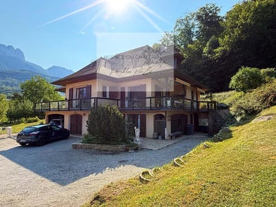 /international/fr/chemin-du-roc-de-chere-menthon-saint-bernard-rhone-310105308294/