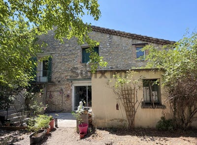 /international/fr/bagard-languedoc-roussillon-310119949971/