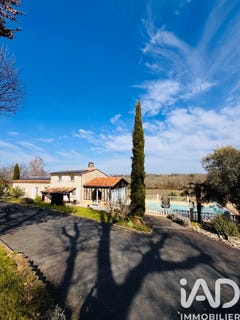 /international/fr/villegouge-aquitaine-310106406266/