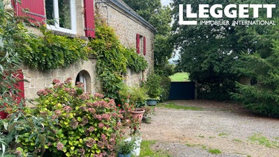 /international/fr/melrand-brittany-310104830564/