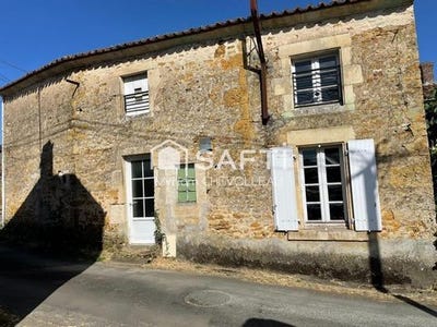 /international/fr/bazoges-en-pareds-pays-de-la-loire-310099900111/