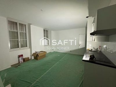 /international/fr/poitiers-charente-310105820784/