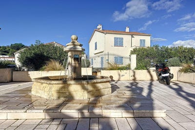/international/fr/tanneron-provence-alpes-cote-d-azur-310100714794/