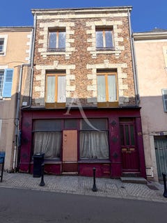 /international/fr/chateau-gontier-sur-mayenne-pays-de-la-loire-310108483589/