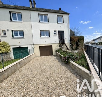 /international/fr/issoudun-centre-val-de-loire-310107491823/