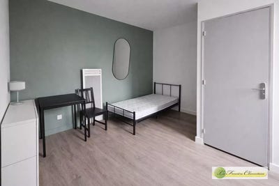 /international/fr/angouleme-charente-310105106325/