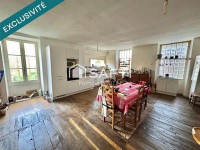 /international/fr/melle-charente-310106221923/