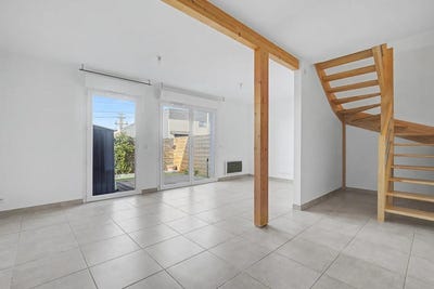 /international/fr/salon-de-provence-provence-alpes-cote-d-azur-310107967028/