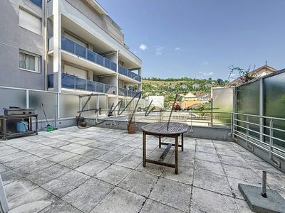 /international/fr/voiron-rhone-310100141485/