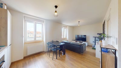 /international/fr/pontarlier-franche-comte-310107887831/