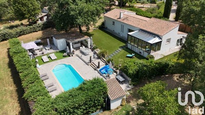 /international/fr/bagnols-en-foret-provence-alpes-cote-d-azur-310101173987/?lang=zh-tw