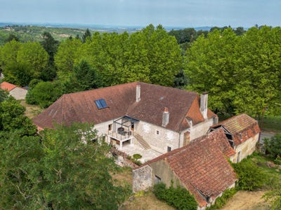 /international/fr/gourdon-midi-pyrenees-310103015717/