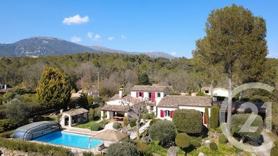 /international/fr/roquefort-les-pins-provence-alpes-cote-d-azur-310108645425/